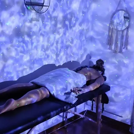 ベッド・アンド・ブレックファスト D'hote Amouratcha 3*